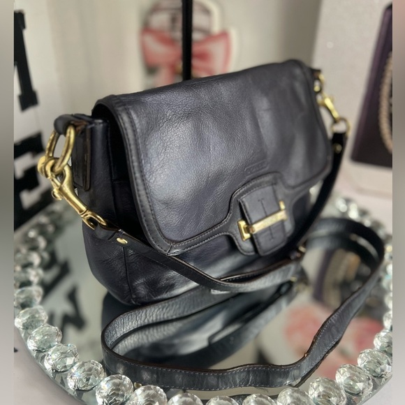 Coach Black Leather Shoulder Bag with Gold Hardware - Picture 2 of 13